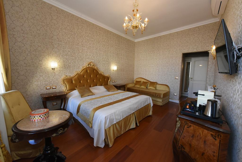 40.17 San Marco Hotel เวนิส ภายนอก รูปภาพ